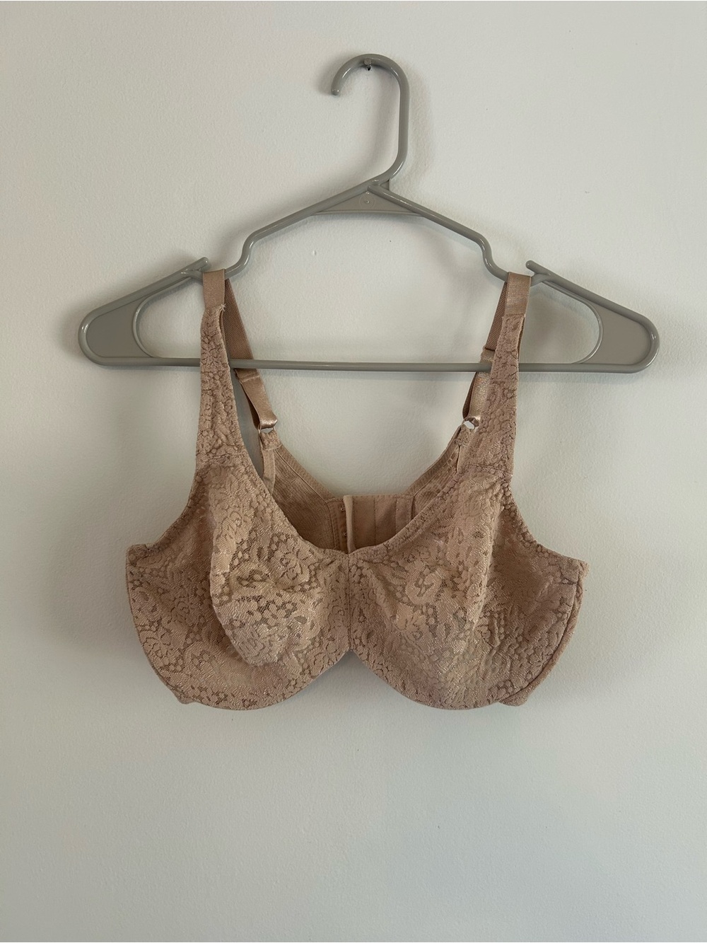 Wacoal Beige Lace Underwire Bra